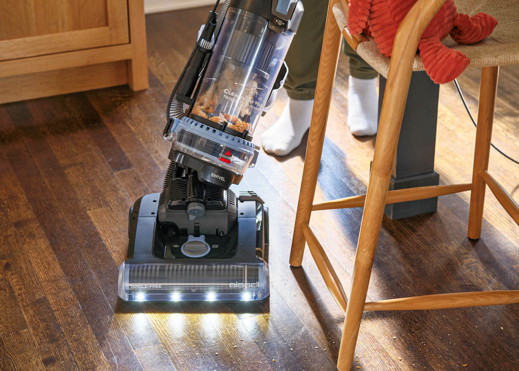 Swivel for easy cleaning